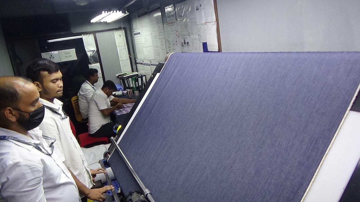 Fabric inspection before cutting